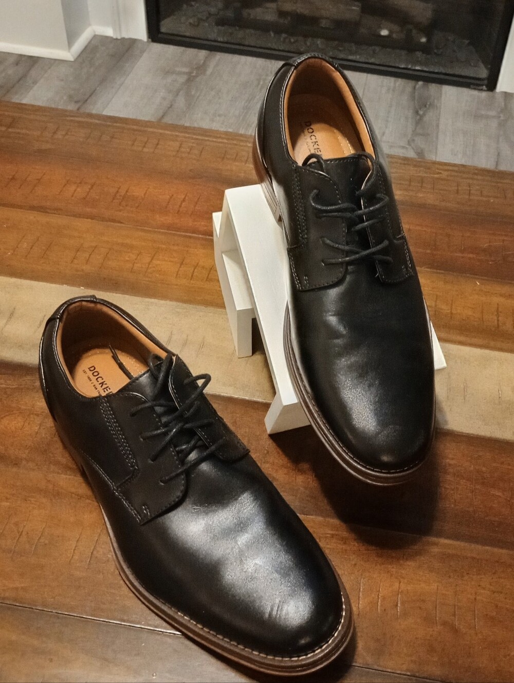 Dockers Men's Black Leather Lace-Up Derby Shoes